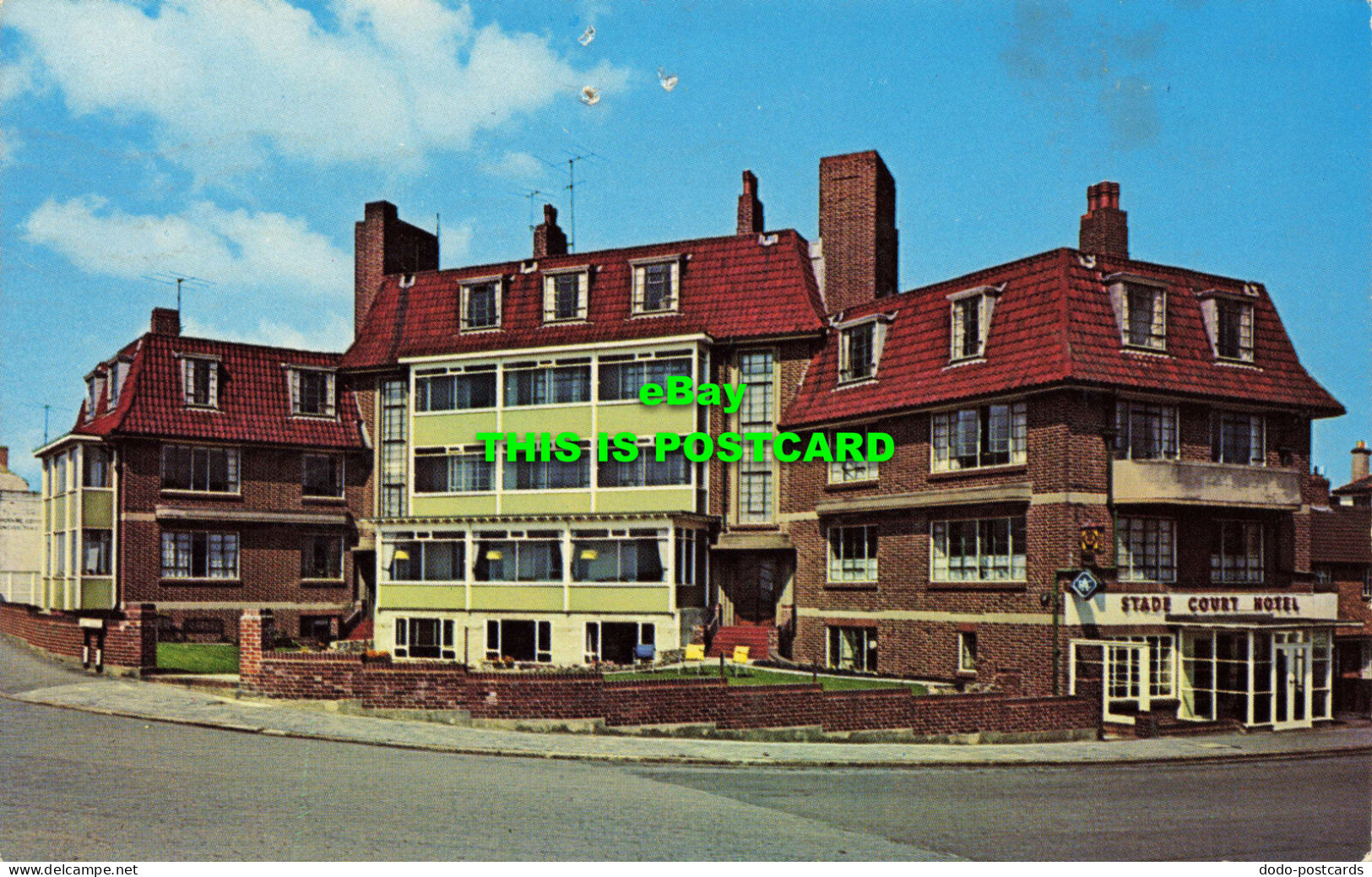 R572817 With Greetings From Stade Court Hotel. Hythe. Kent. Plastichrome. Colour - Monde