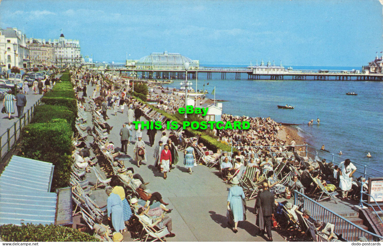 R572291 Parades. Eastbourne. Natural Colour Series. Photographic Greeting Card - Monde