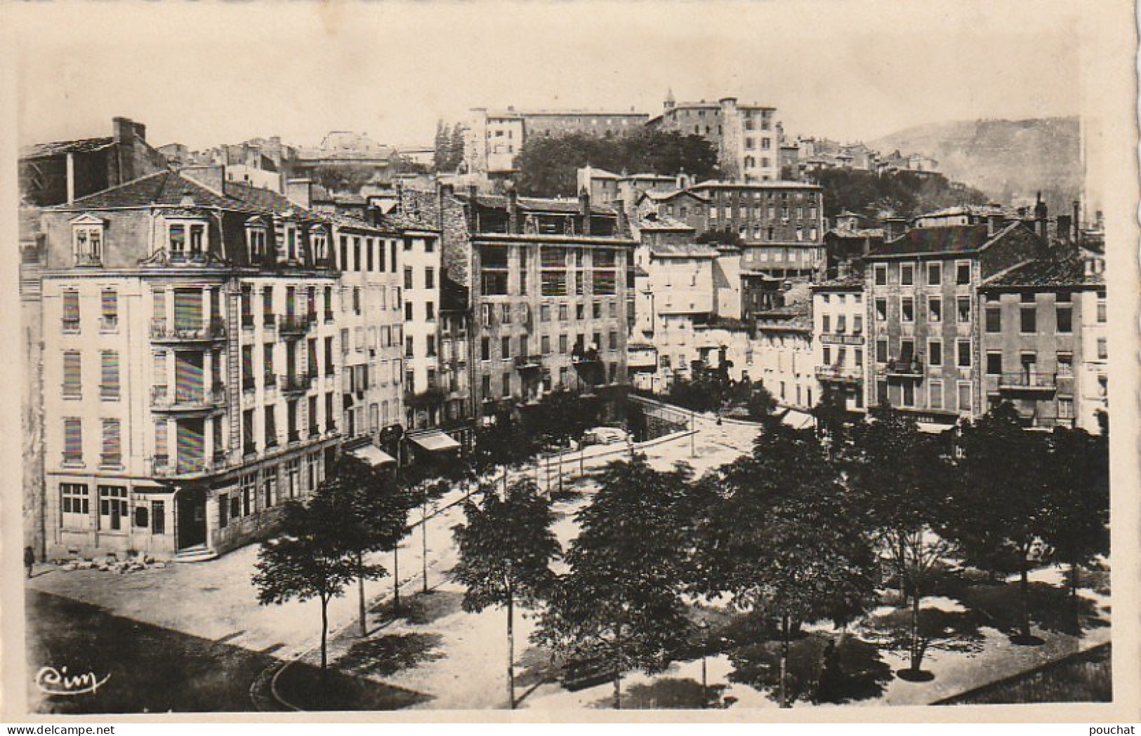 XXX -(07) ANNONNAY - PLACE DES CORDELIERS - VUE GENERALE - 2 SCANS - Annonay