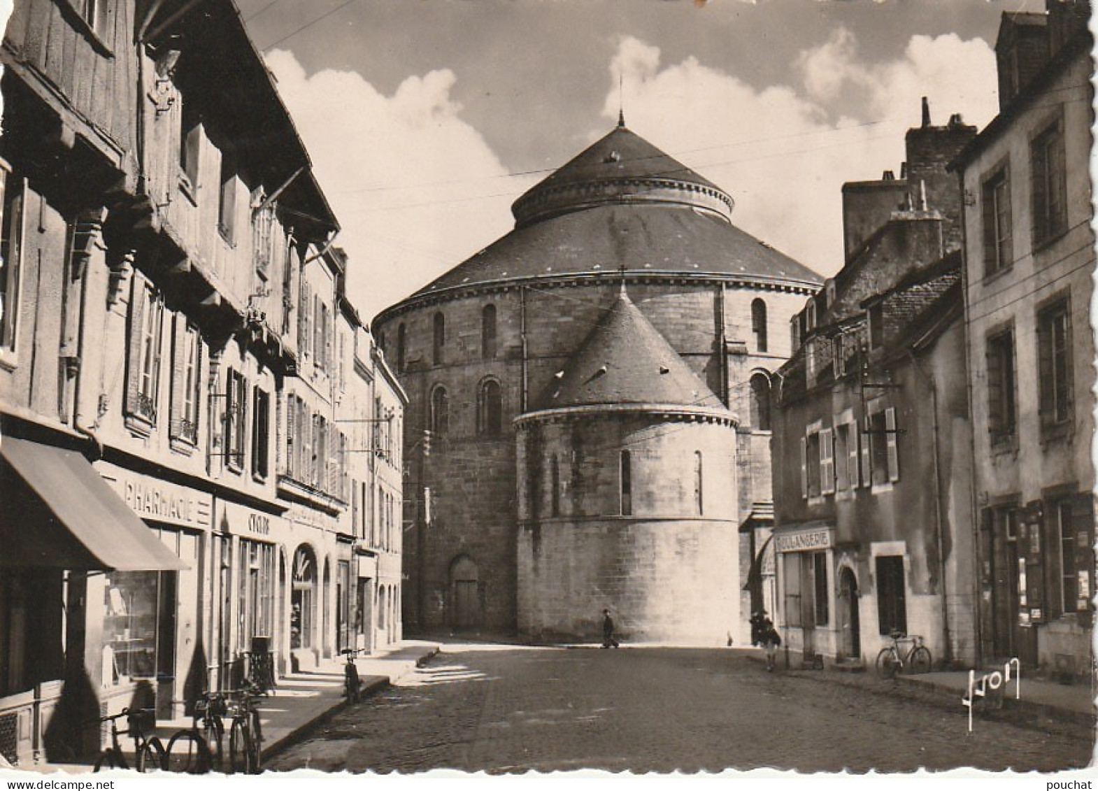 XXX -(29) QUIMPERLE - EGLISE STE CROIX - COMMERCES - 2 SCANS - Quimperlé