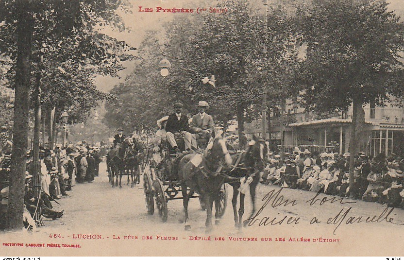 XXX -(31) LUCHON - LA FETE DES FLEURS - DEFILE DES VOITURES SUR LES ALLEES D' ETIGNY - ANIMATION - ATTELAGES- 2 SCANS - Luchon