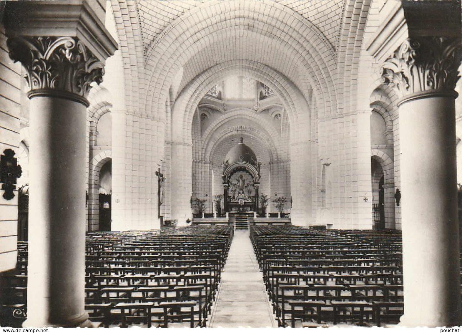 XXX -(35) TINTENIAC - INTERIEUR DE L' EGLISE - 2 SCANS - Otros & Sin Clasificación