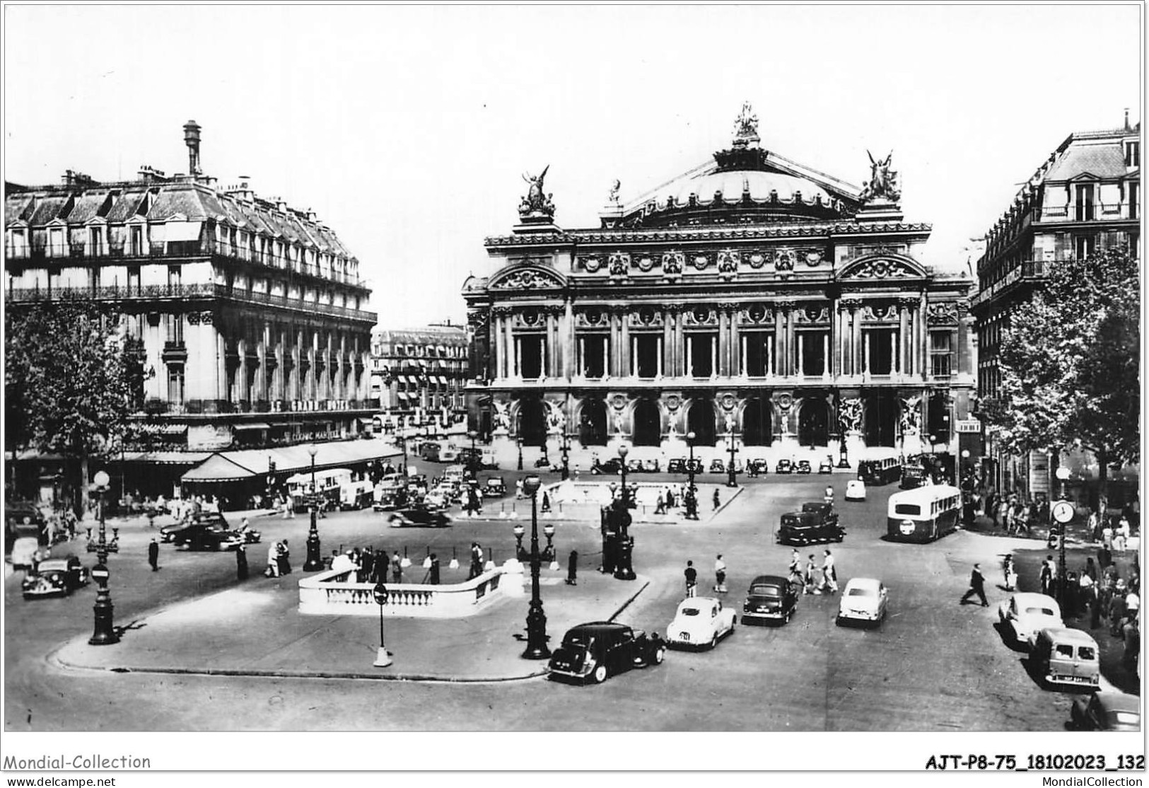 AJTP8-75-0885 - PARIS - Place De  L'opéra  - Squares