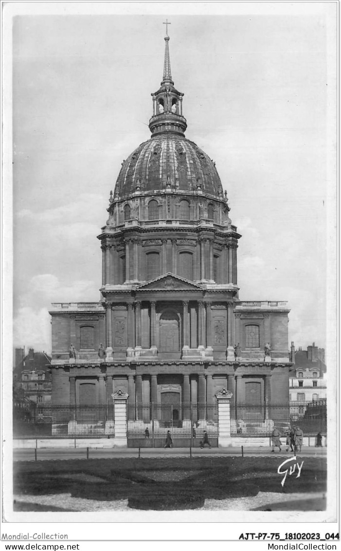 AJTP7-75-0736 - PARIS - Les Invalides  - Cafés, Hoteles, Restaurantes