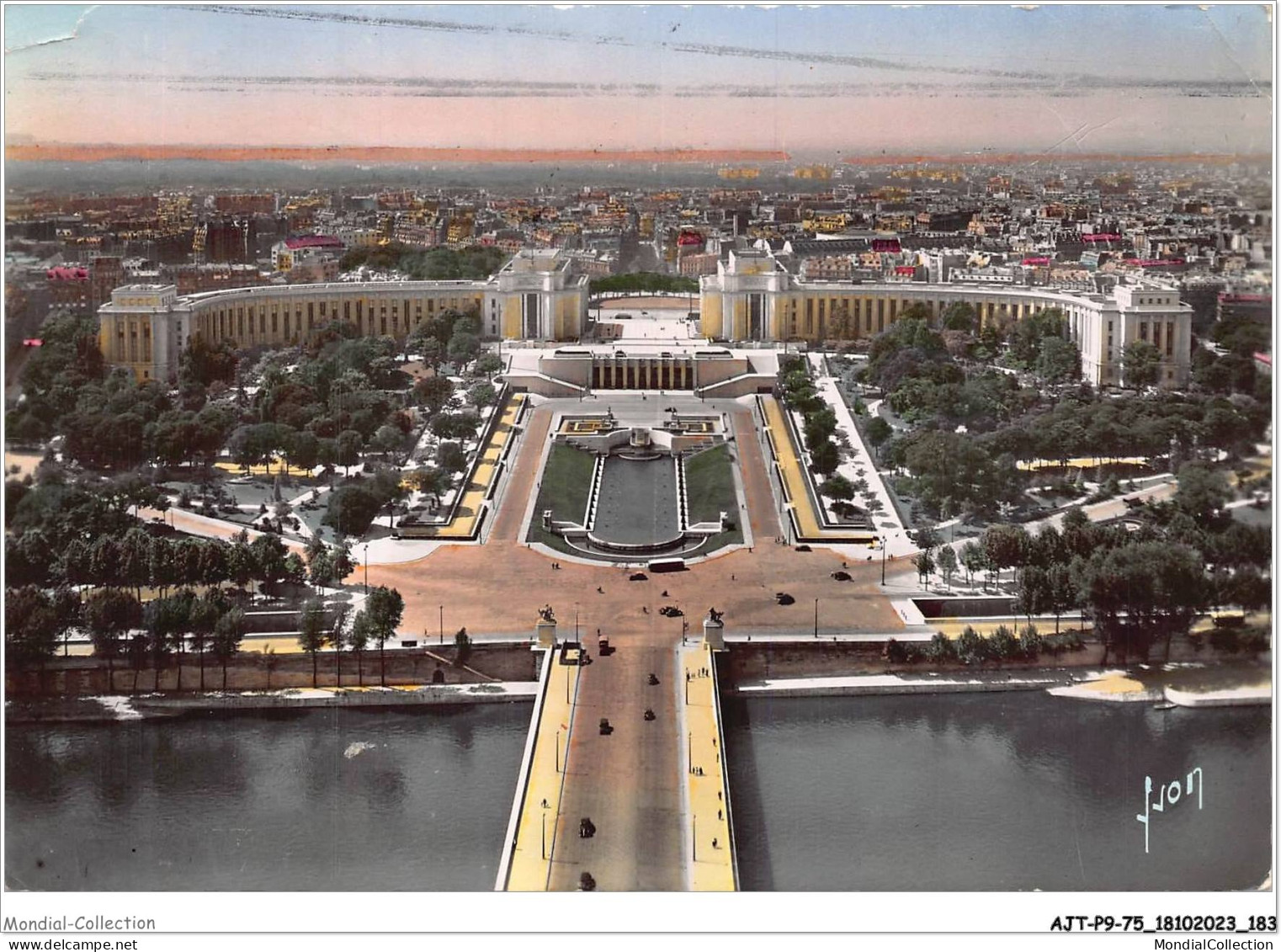AJTP9-75-01012 - PARIS - Le Palais De Chaillot  - Mehransichten, Panoramakarten