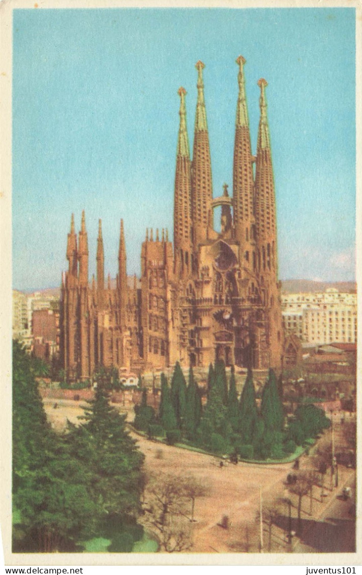 CPA Barcelona-Templo De La Sagrada Familia   L2879 - Barcelona