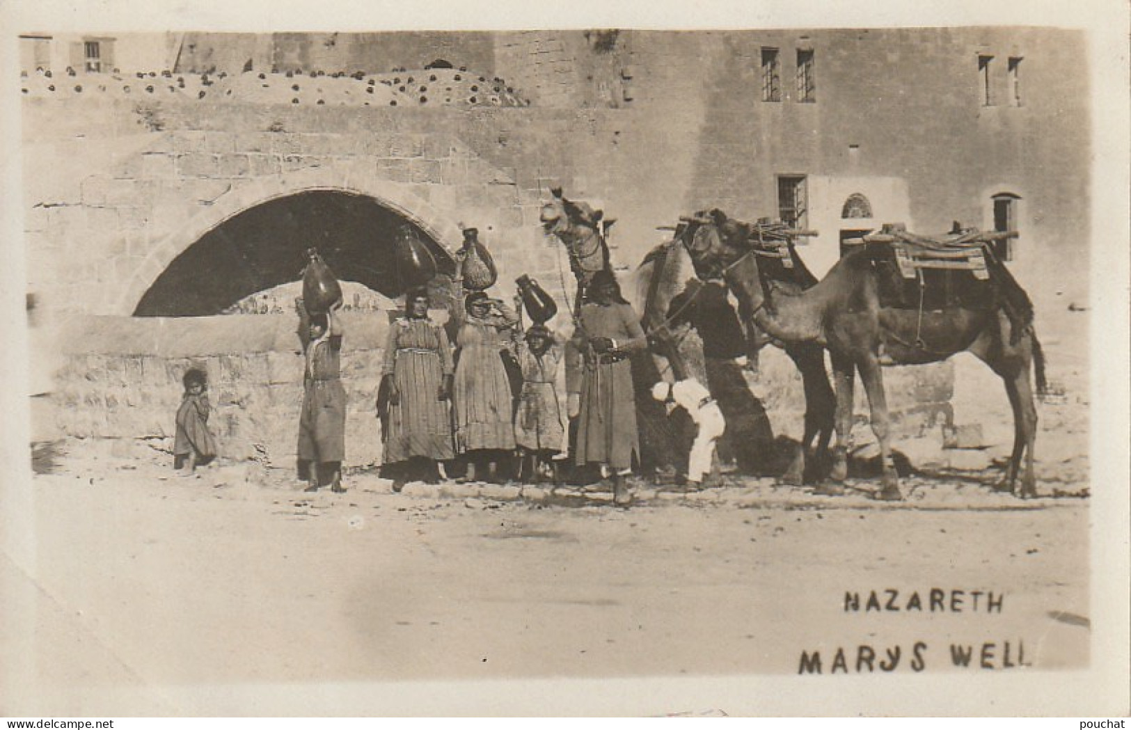 XXX - NAZARETH ( ISRAEL ) - MARY' S WELL - ANIMATION - FEMMES A LA FONTAINE - 2 SCANS - Israël