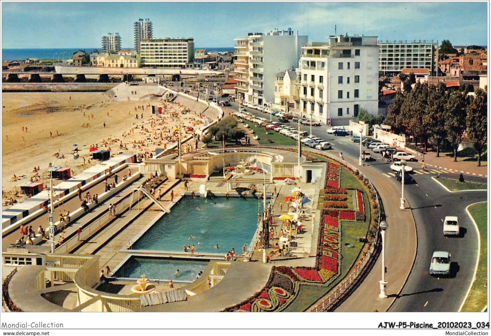 AJWP5-0452 - PISCINE - LES SABLES D'OLOONNE - LA PISCINE VERS LES JETEES  - Autres & Non Classés