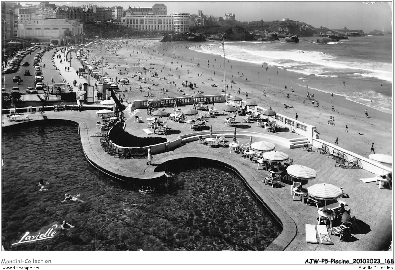 AJWP5-0519 - PISCINE - BIARRITZ - LA PLAGE ET LES CASINOS - VUS DE LA PISCINE CALIFORNIENNE DE L'HÔTEL DU PALAIS  - Andere & Zonder Classificatie