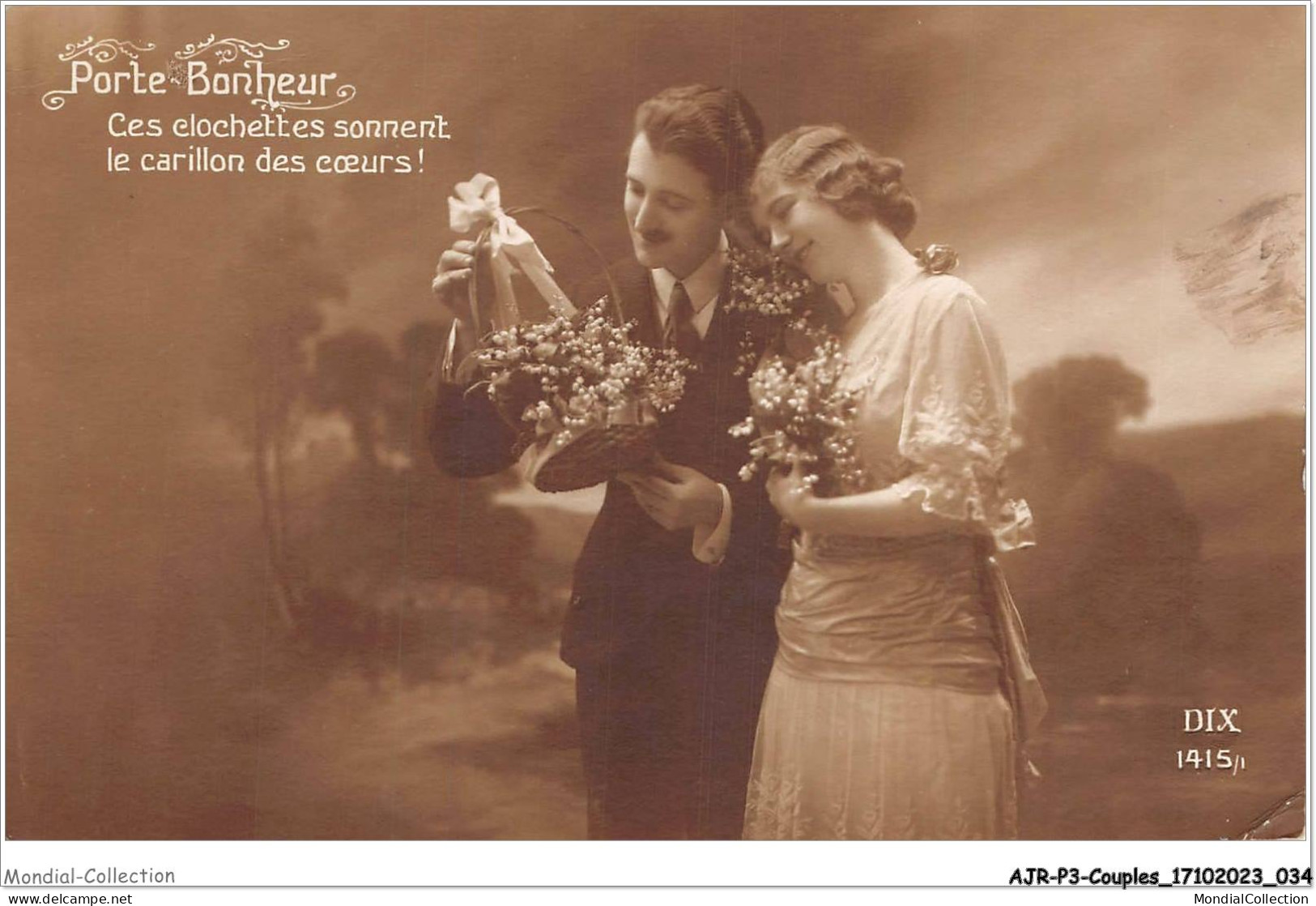 AJRP3-0226 - COUPLES - PORTE BONHEUR CES CLOCHETTES SONNENT LE CARILLON DES COEURS  - Couples