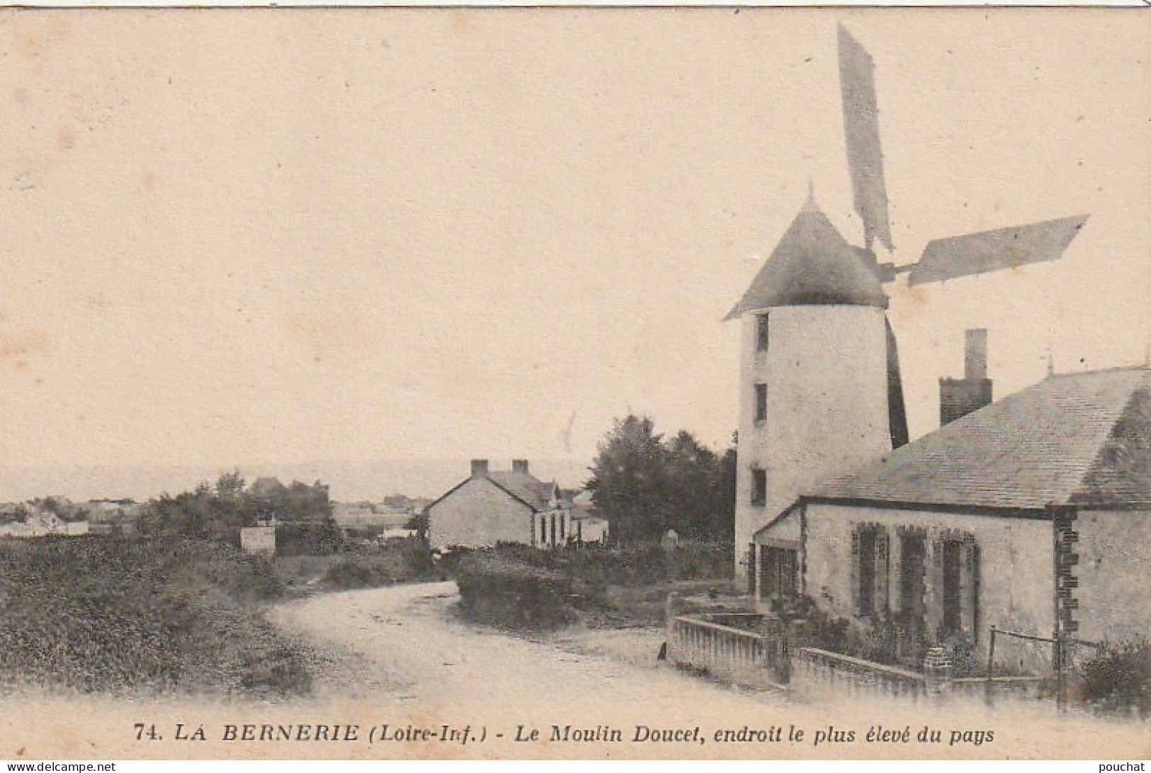 XXX -(44) LA BERNERIE - LE MOULIN DOUCET  - 2 SCANS - La Bernerie-en-Retz