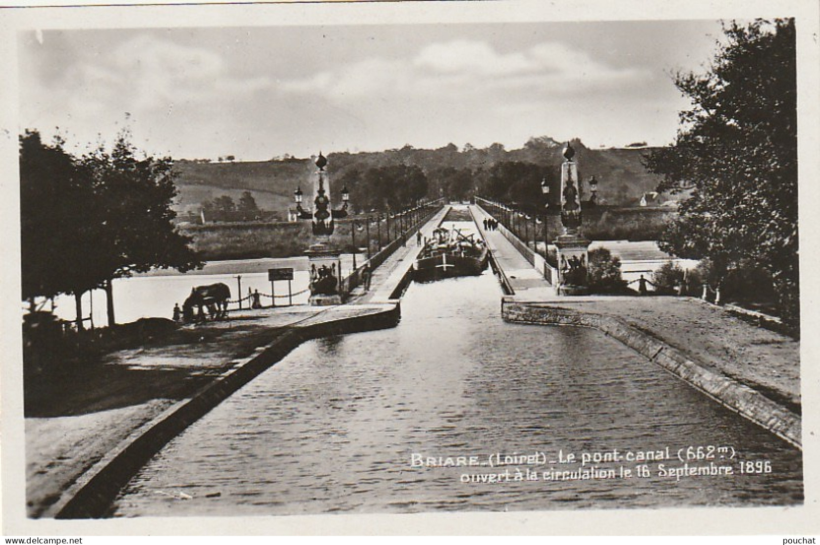 XXX -(45) BRIARE - LE PONT CANAL - ANIMATION - PENICHE - 2 SCANS - Briare