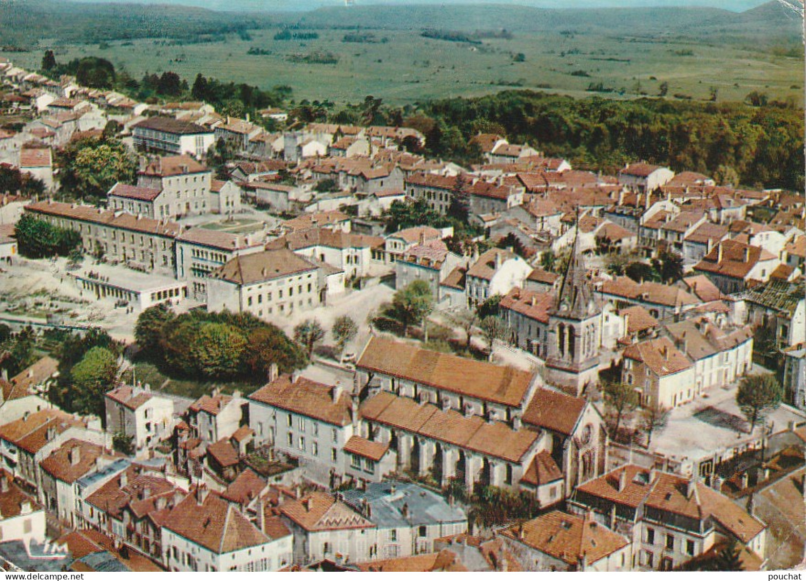 XXX -(52) BOURBONNE LES BAINS - VUE AERIENNE - QUARTIER DE L' EGLISE - 2 SCANS - Bourbonne Les Bains