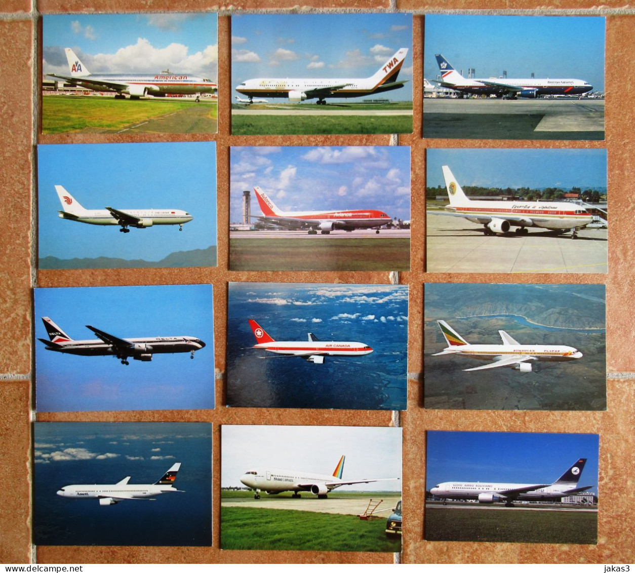 AVIATION . JOLI LOT DE 12 CARTES POSTALES MODERNES EN COULEURS DU BOEING 767 - Sammlungen & Sammellose