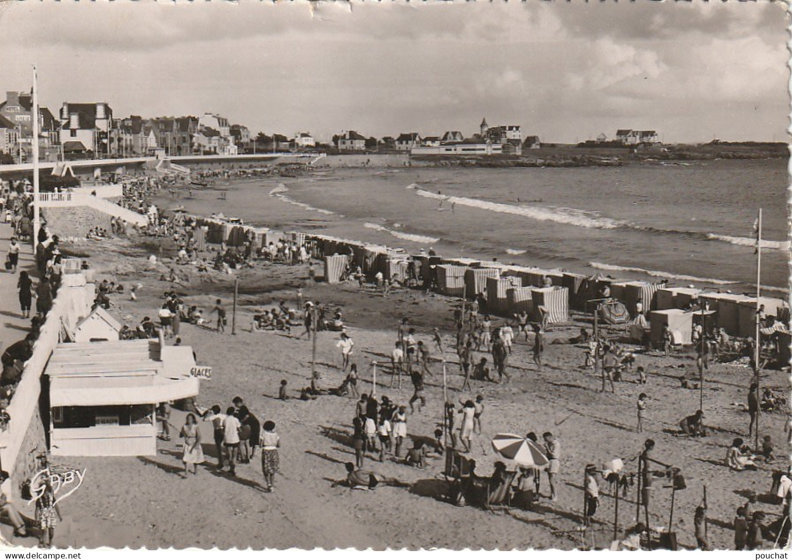 XXX -(56) QUIBERON - VUE D' ENSEMBLE DE LA PLAGE - ANIMATION - VILLAS - 2 SCANS - Quiberon