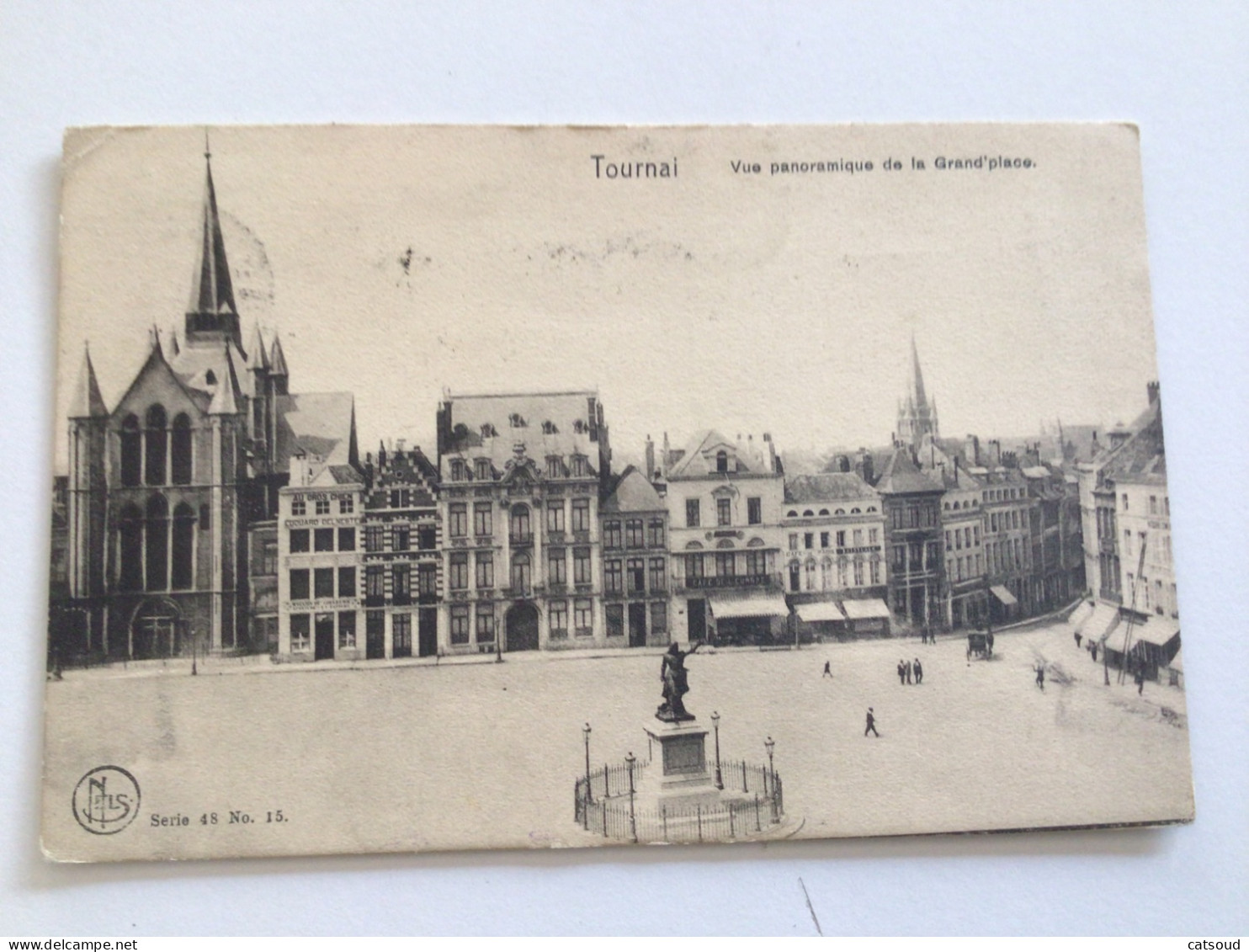 Carte Postale Ancienne. (1908) Tournai Vue Panoramique De La Grand’Place - Tournai