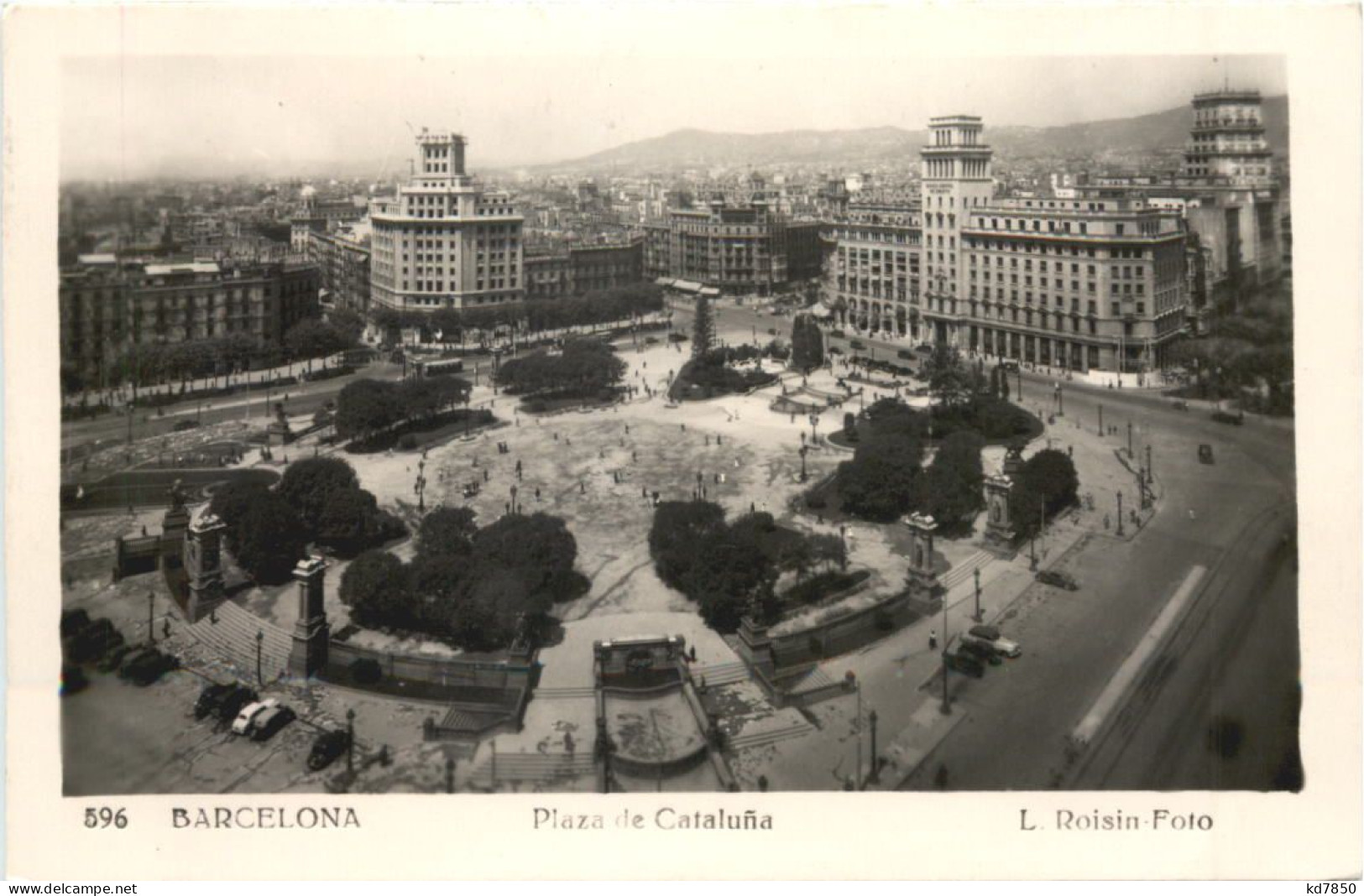 Barcelona - Plaza De Cataluna - Barcelona