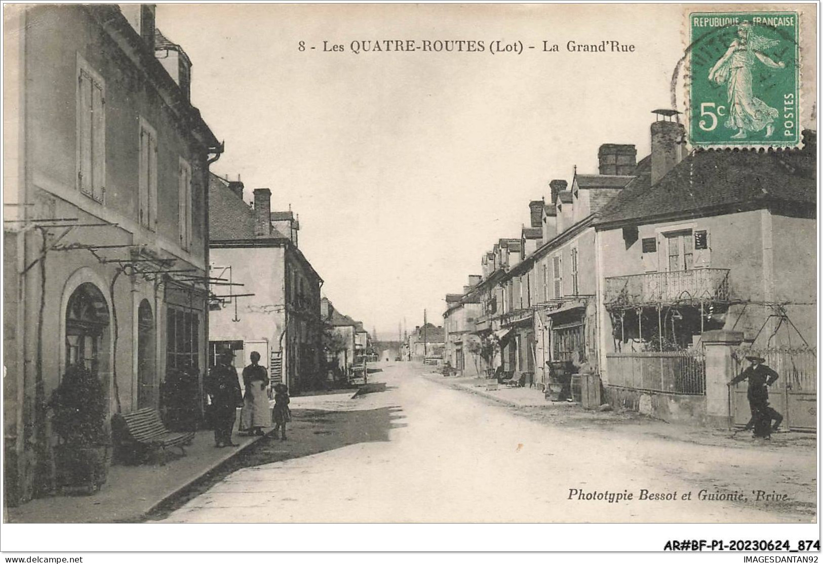 AR#BFP1-46-0438 - Les QUATRE-ROUTES - La Grand'Rue - Sonstige & Ohne Zuordnung