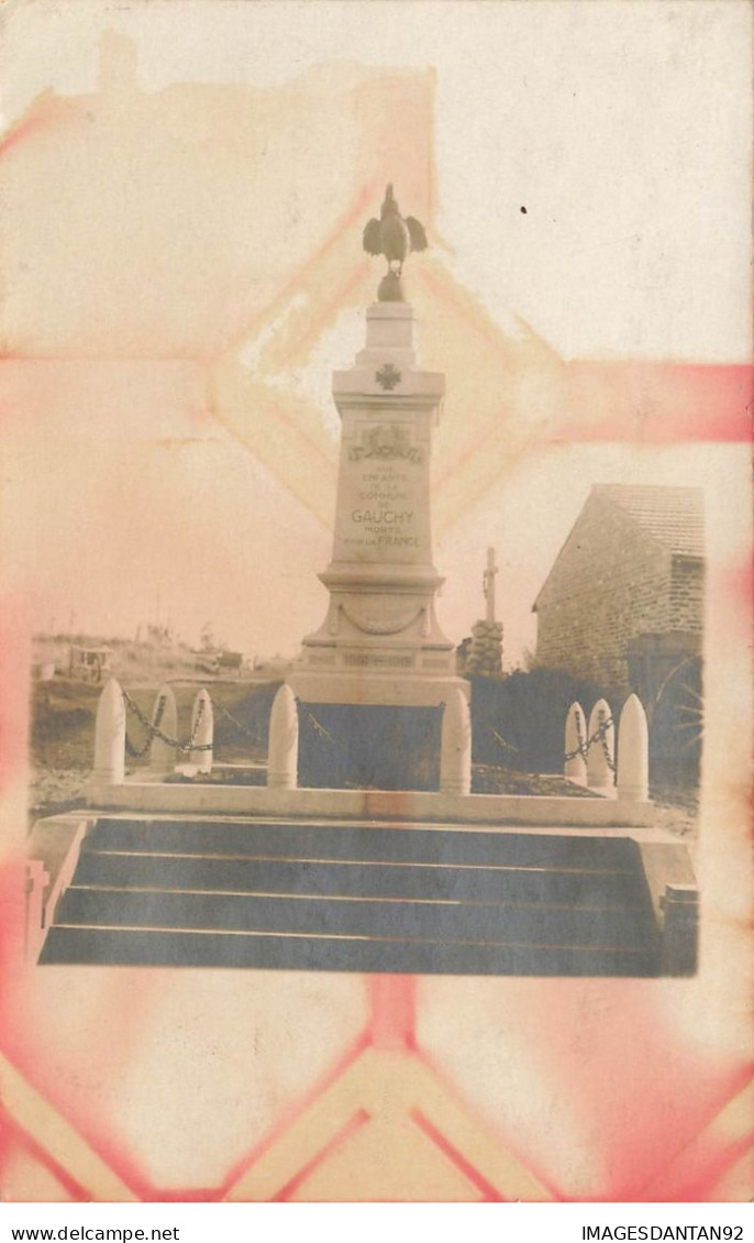 02 GAUCHY #20746 MONUMENT AUX MORTS CARTE PHOTO - Other & Unclassified