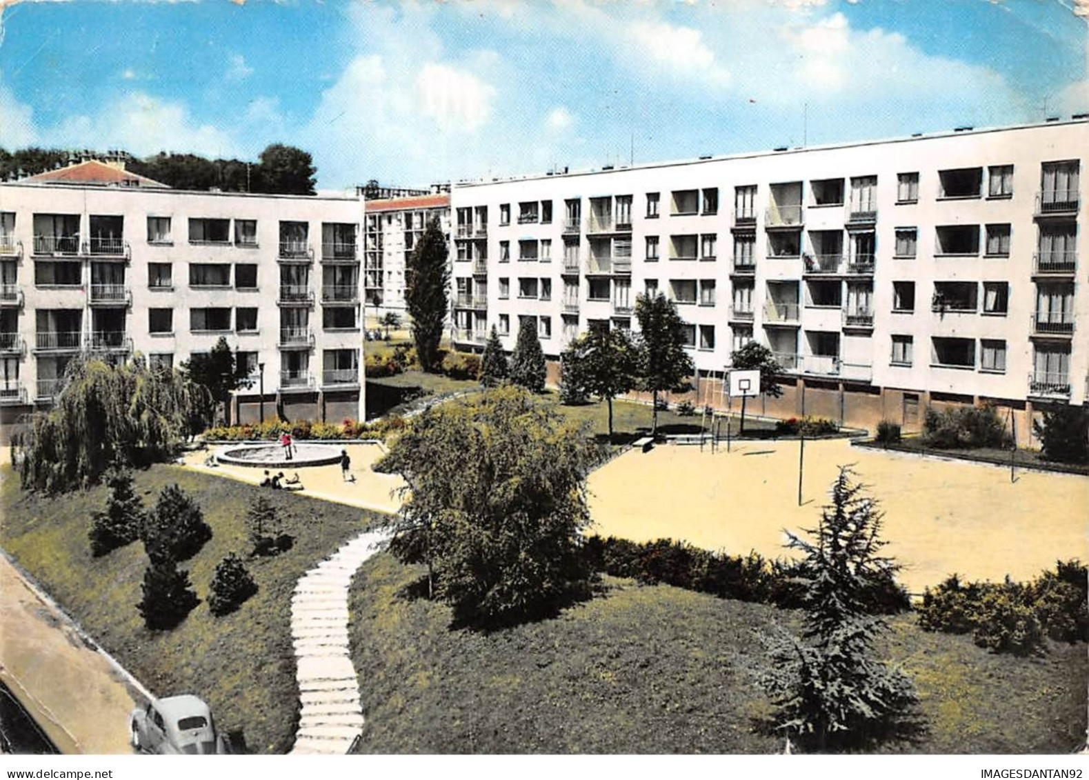 93 MONTREUIL SOUS BOIS #20151 CLAIRES MAISONS PARC AUTO - Montreuil