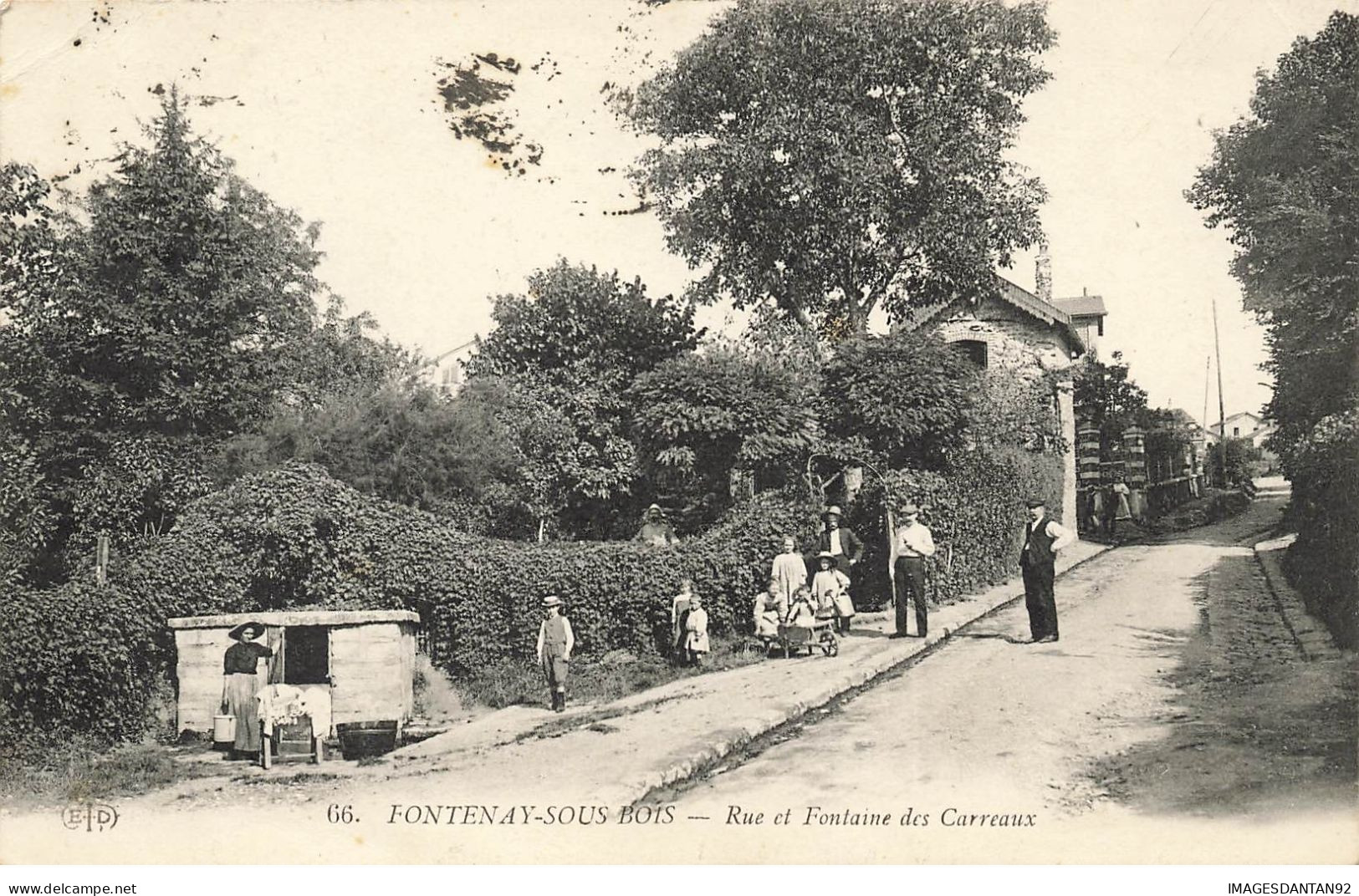 94 FONTENAY SOUS BOIS #21918 RUE ET FONTAINE DES CARREAUX LAVOIR - Fontenay Sous Bois