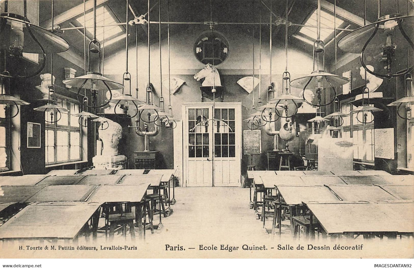 75 PARIS 14 #22826 ECOLE EDGAR QUINET CLASSE SALLE DE DESSIN DECORATIF - Paris (14)