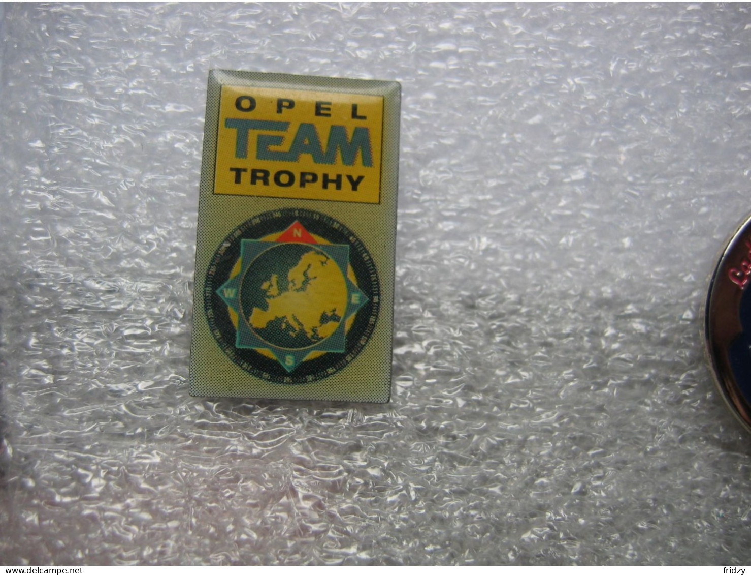 Pin's OPEL Team Trophy - Opel