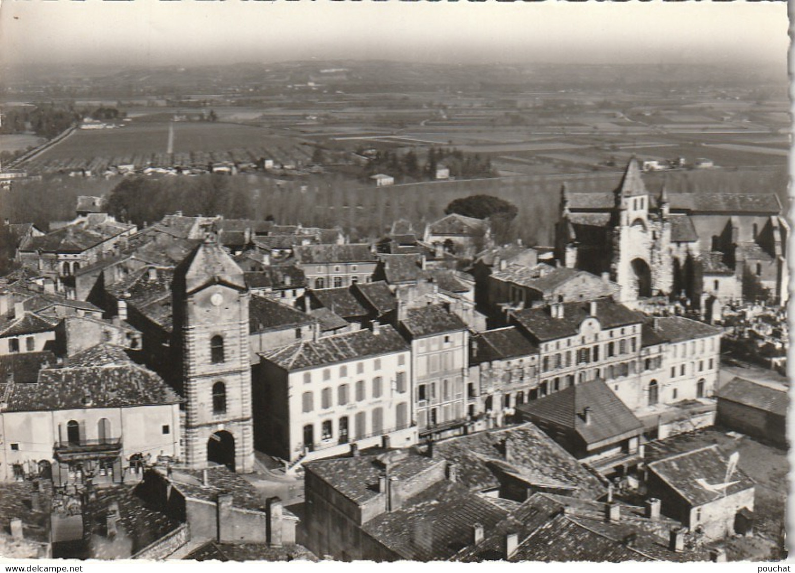 XXX -(82) AUVILLAR - VUE D' ENSEMBLE - POSTE , TELEGRAPHE , TELEPHONE - VUE AERIENNE - 2 SCANS - Auvillar