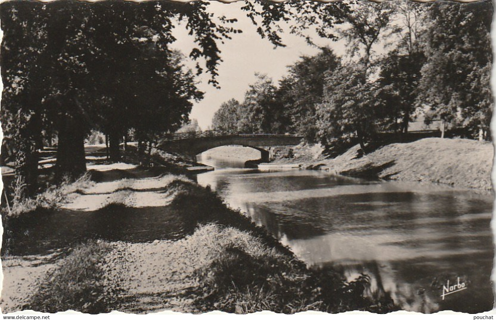 XXX -(82) VALENCE - UN JOLI COIN SUR LE CANAL - 2 SCANS - Valence