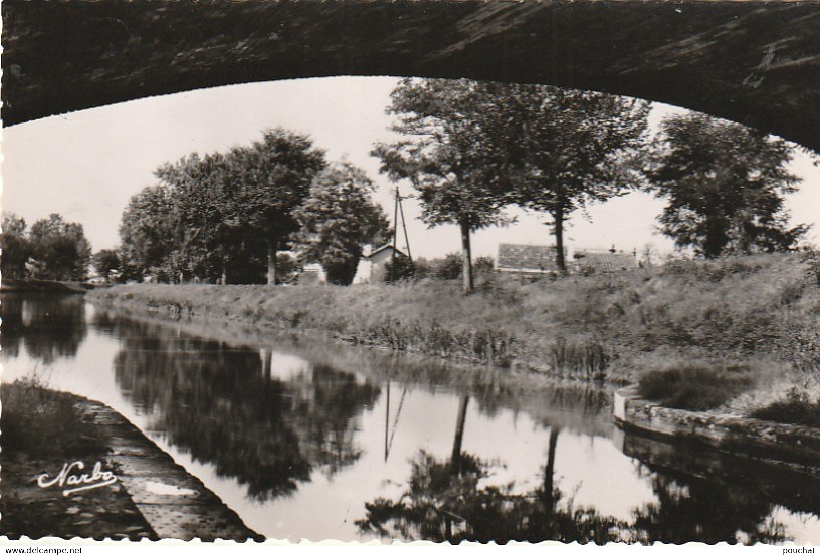 XXX -(82) VALENCE D' AGEN - PERSPECTIVE SUR LE CANAL PRISE SOUS UN PONT- 2 SCANS - Valence