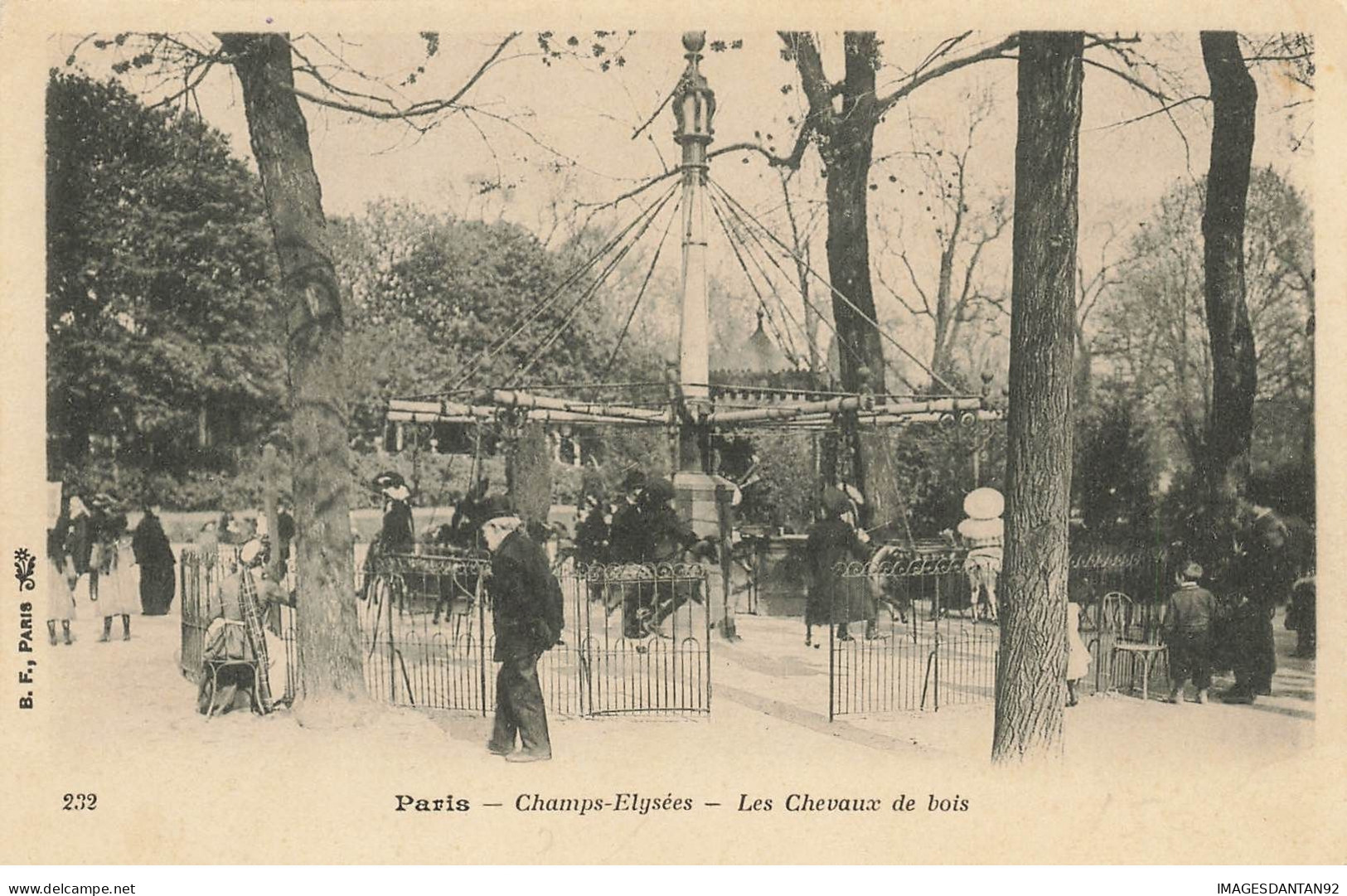 75 PARIS 08  #22817 CHAMPS ELYSEES CHEVAUX DE BOIS MANEGE - Paris (08)