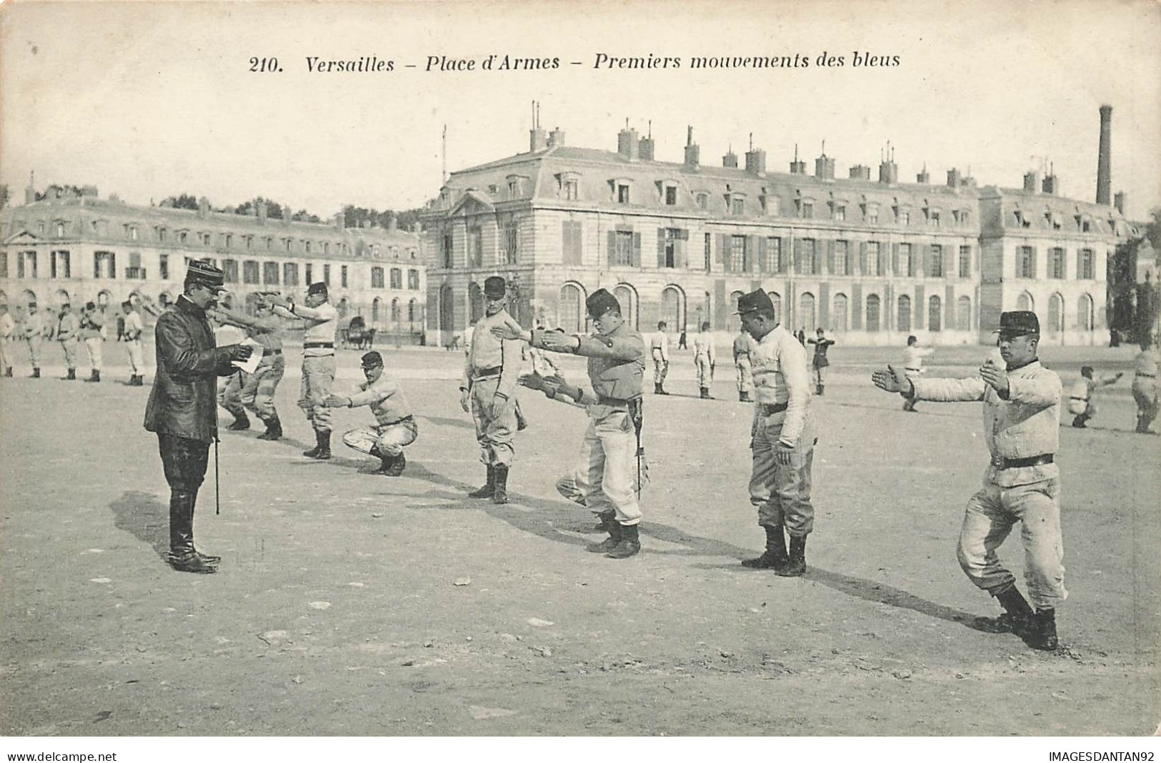 78 VERSAILLES #24239 PREMIERS MOUVEMENTS DES BLEUS MILITAIRES - Versailles