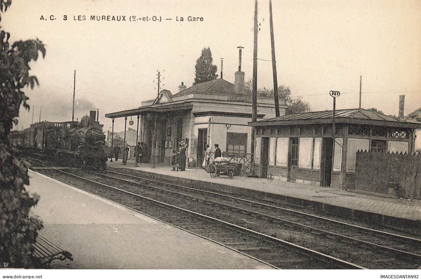 78 LES MUREAUX #24364 LA GARE LOCOMOTIVE TRAIN - Les Mureaux