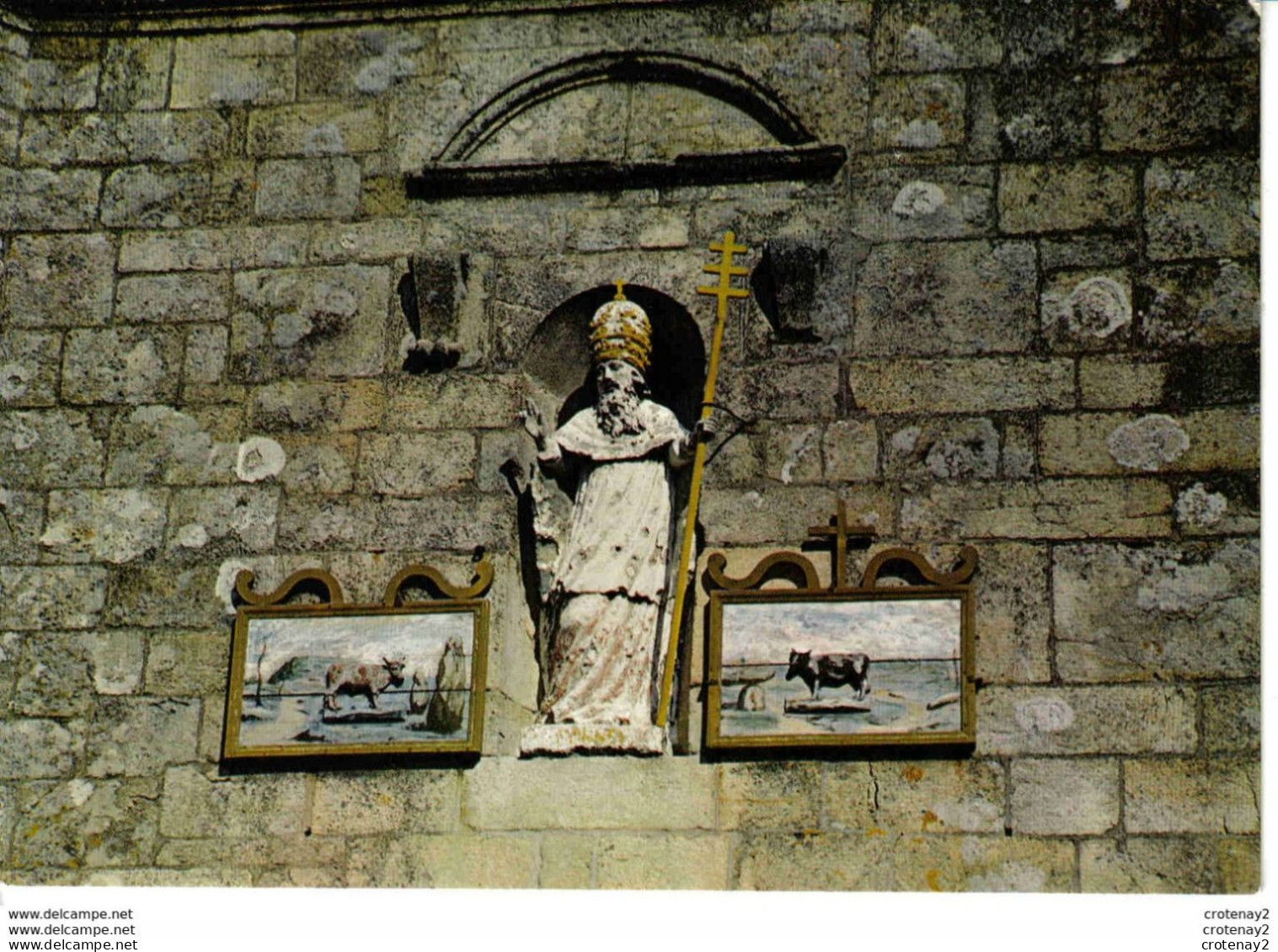 56 CARNAC N°55 Façade Eglise Saint St Cornély Patron Des Bêtes à Cornes Entre Ses Boeufs VOIR DOS - Santi
