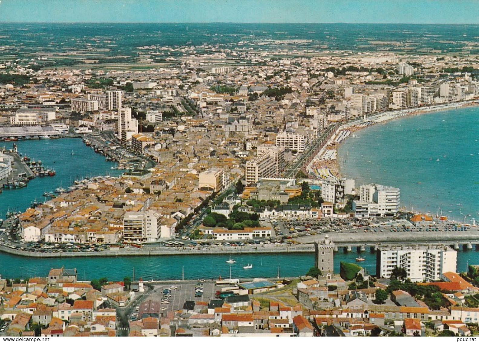 XXX Nw-(85) LES SABLES D'OLONNE - VUE D'ENSEMBLE DU PORT ET DE LA PLAGE - Sables D'Olonne