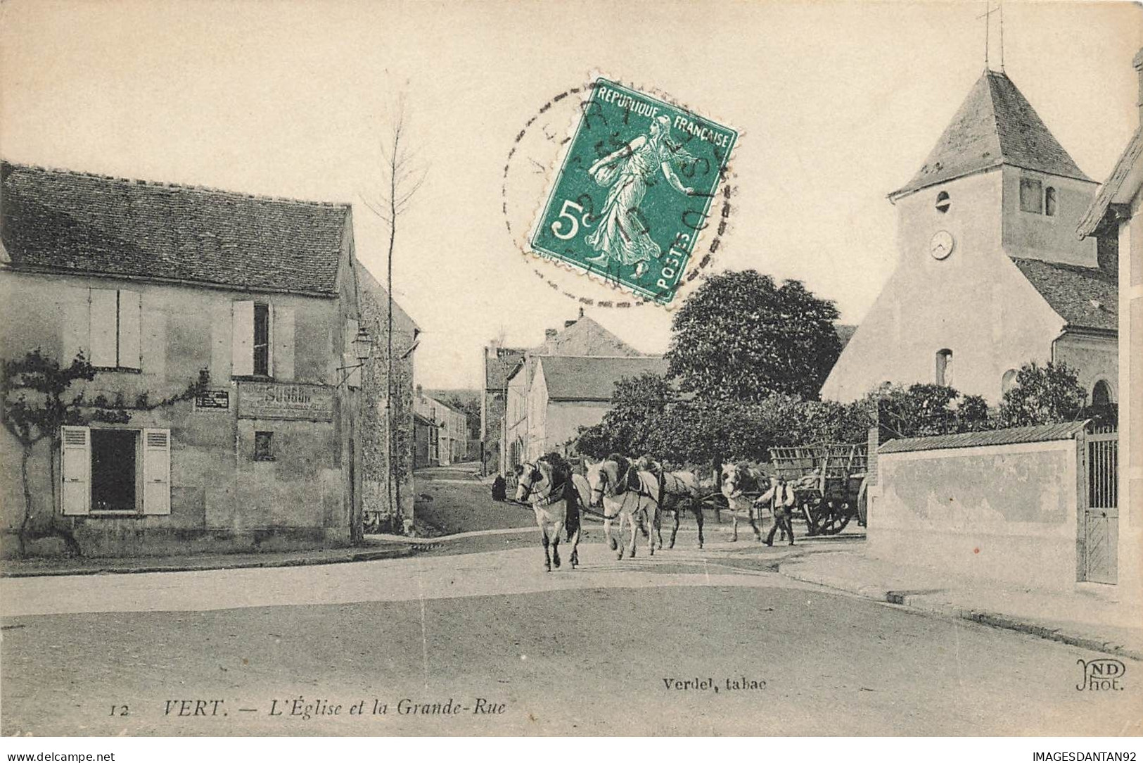 78 VERT #27226 EGLISE ET LA GRANDE RUE ATTELAGE - Otros & Sin Clasificación