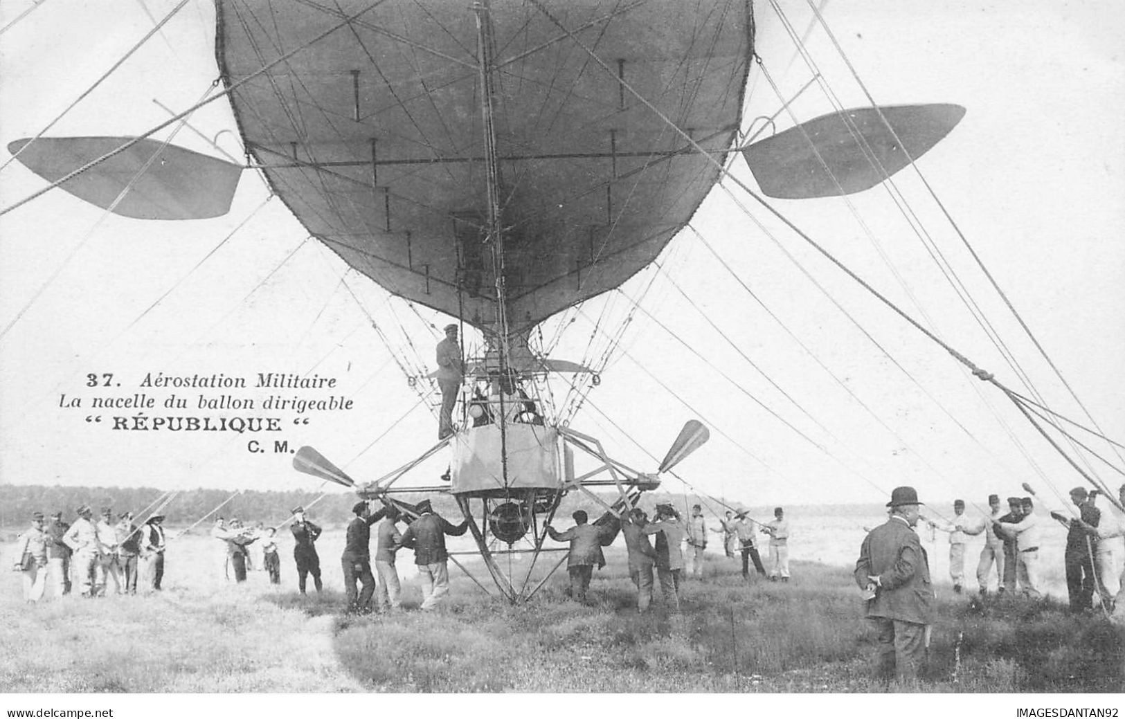 AVIATION #26304 AEROSTATION MILITAIRE NACELLE DU DIRIGEABLE REPUBLIQUE - Aeronaves