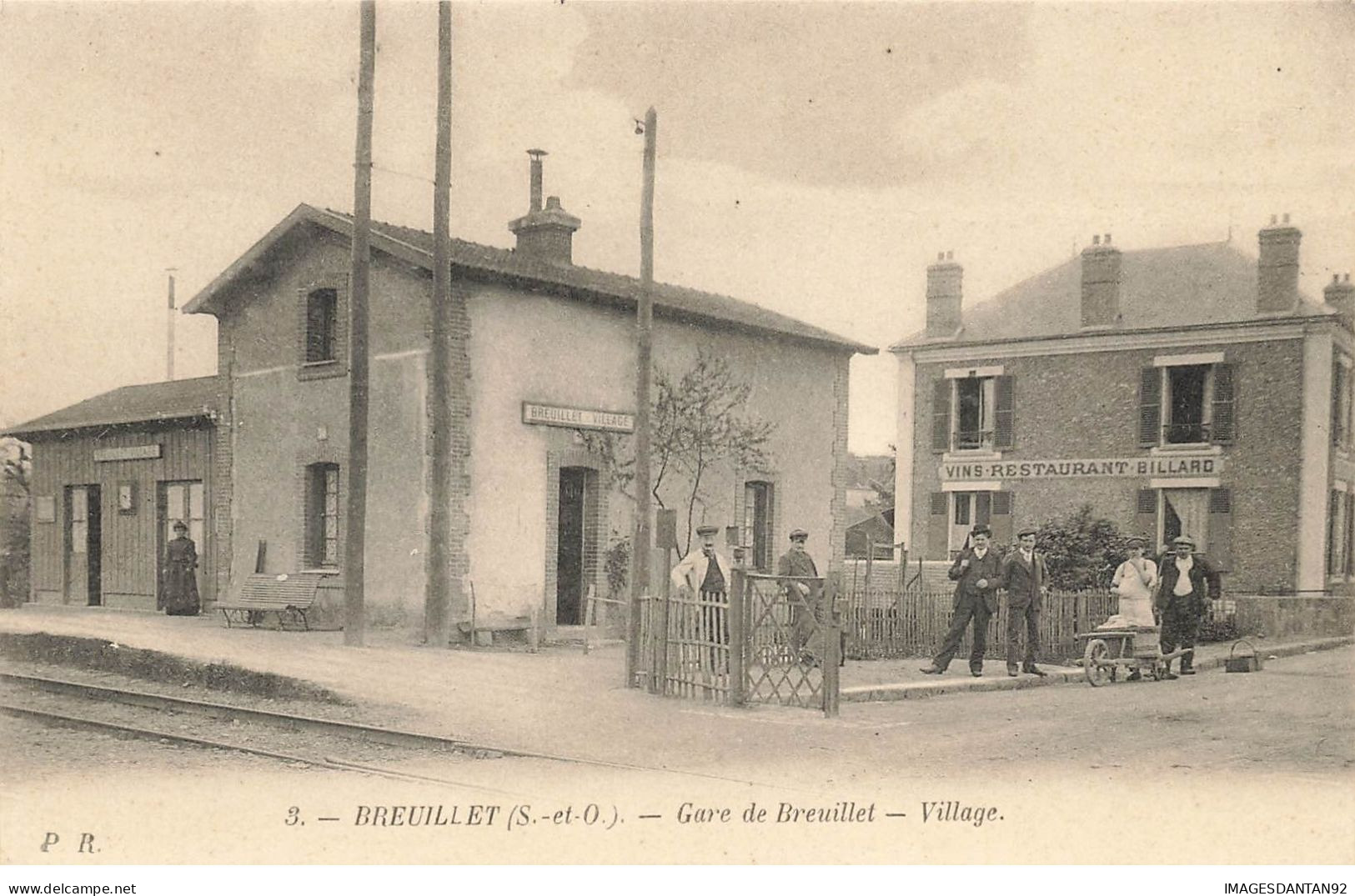 91 BREUILLET #26696 GARE BREUILLET VILLAGE VINS RESTAURANT - Otros & Sin Clasificación