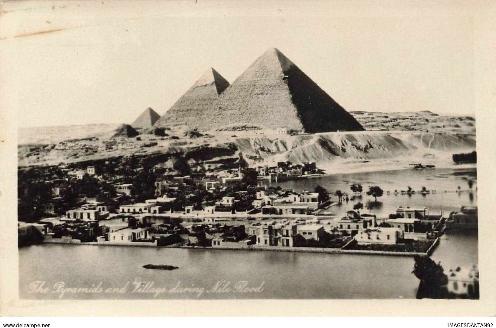 EGYPTE #28048 THE PYRAMIDS AND VILLAGE DURING NILE HOOD - Other & Unclassified