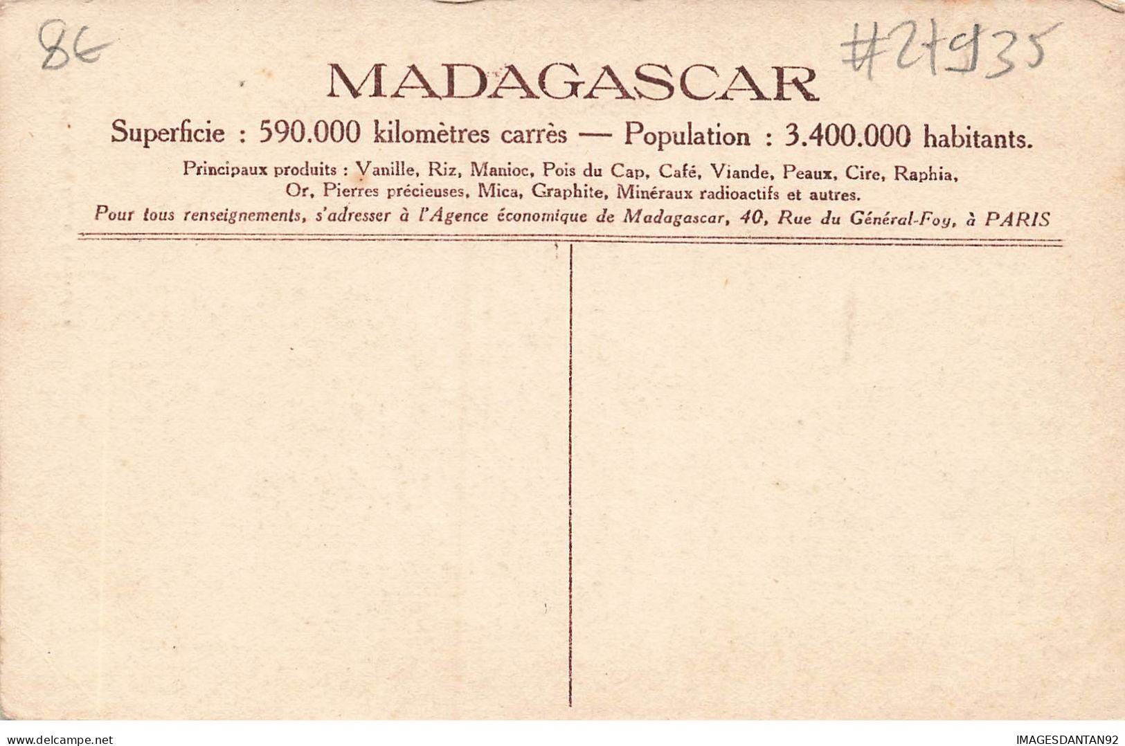 MADAGASCAR #27935 DEUX BETSILEOS - Madagascar