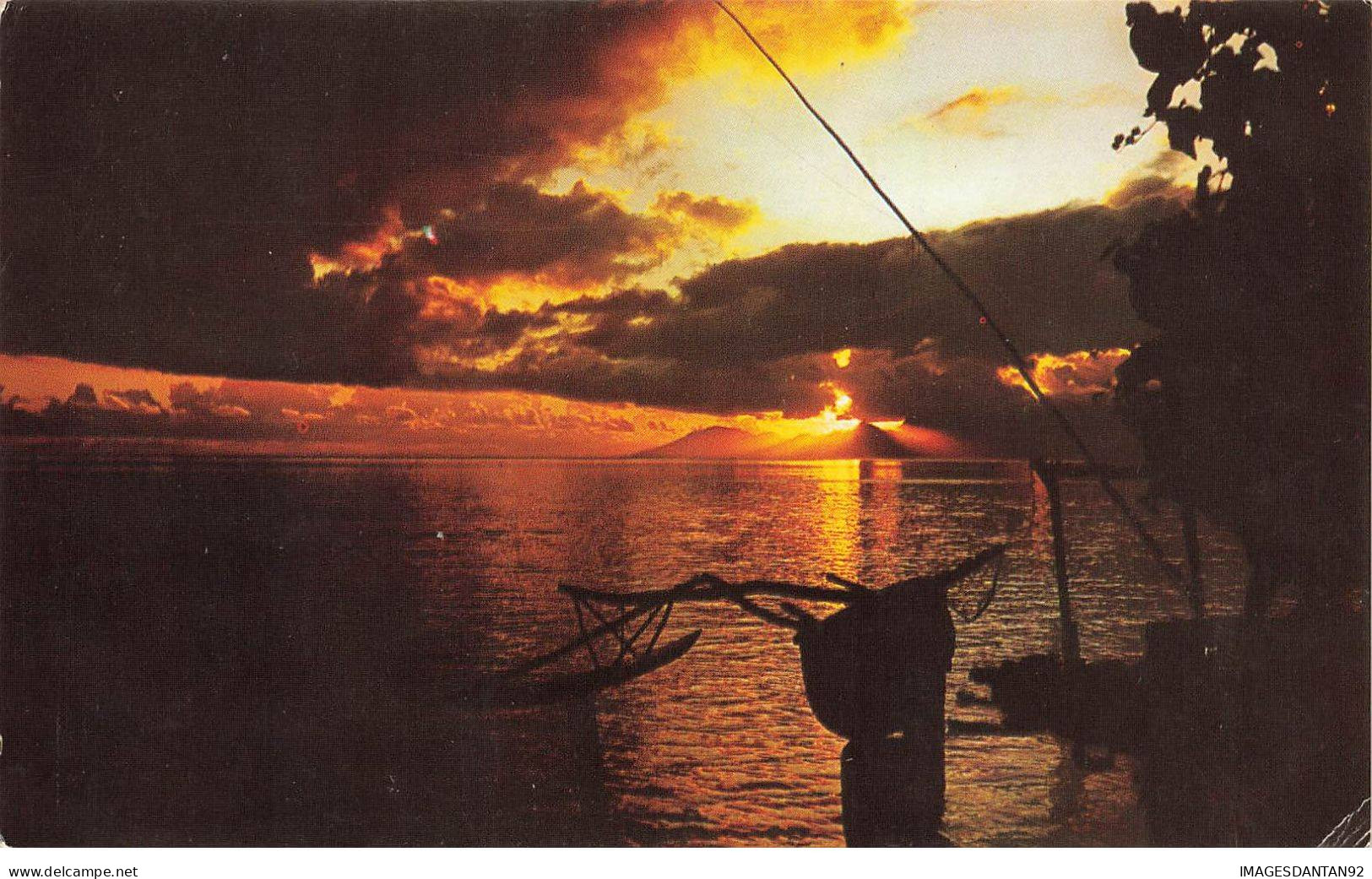 TAHITI #32208 MOOREA COUCHER DE SOLEIL VU DE PUNAAUIA - Tahiti