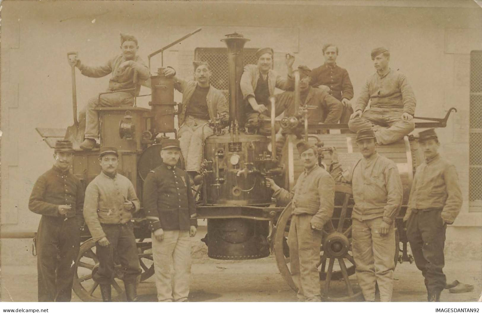 MACHINE MILITAIRE #FG36479 MACHINE A EAU DOUCE FILTRAGE DE L EAU CARTE PHOTO - Guerre 1914-18