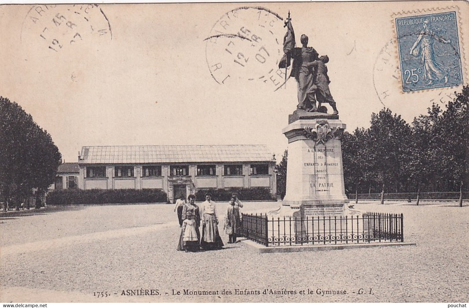 XXX Nw-(92) ASNIERES - LE MONUMENT DES ENFANTS D'ASNIERES ET LE GYMNASE - ANIMATION - Asnieres Sur Seine