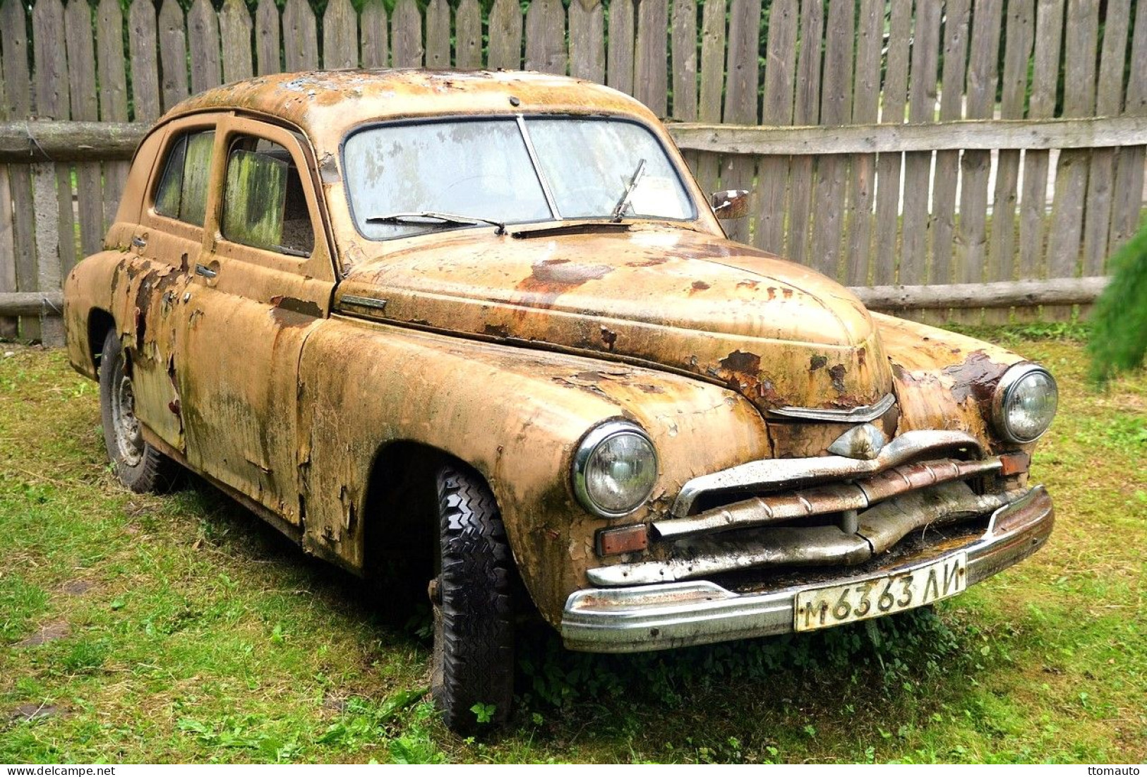 Pobeda Russian Car  -  In Need Of Restoration - 15x10cms PHOTO - Toerisme