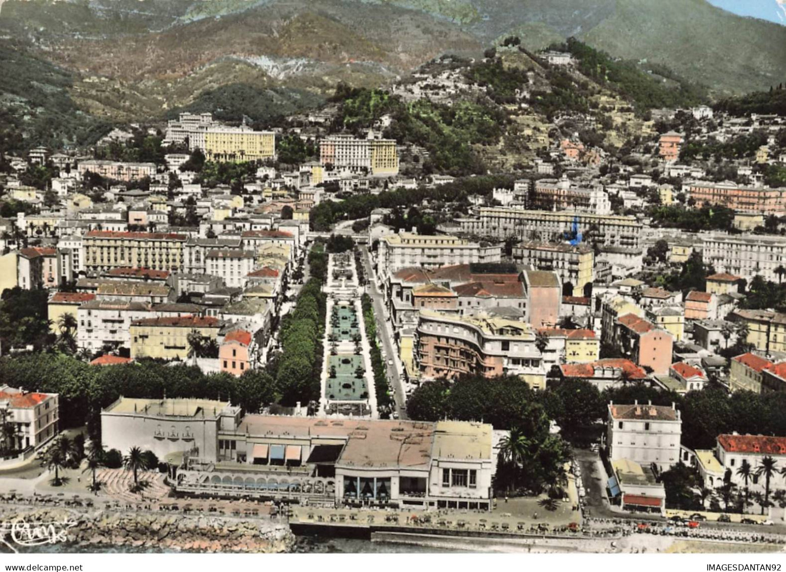 06 MENTON #MK33006 LES JARDINS ET LES HOTELS VUE AERIENNE - Menton