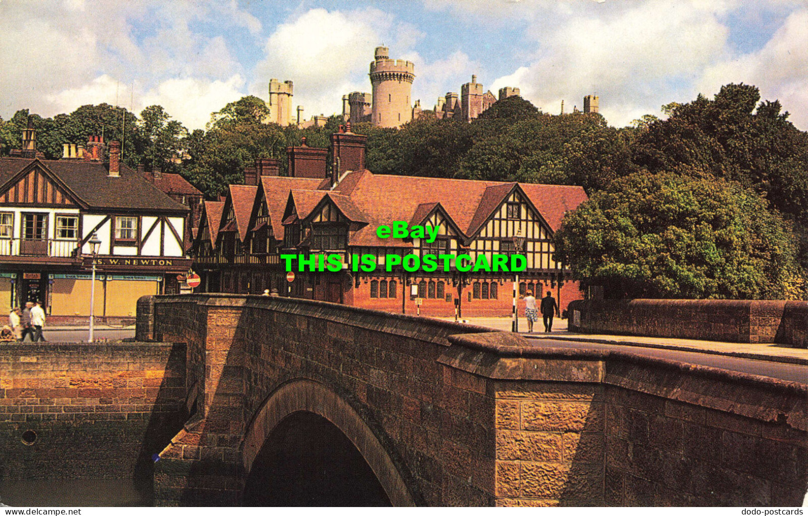 R572421 Bridge And Arundel Castle. C. G. Williams. Noel Habgood. Plastichrome. C - World