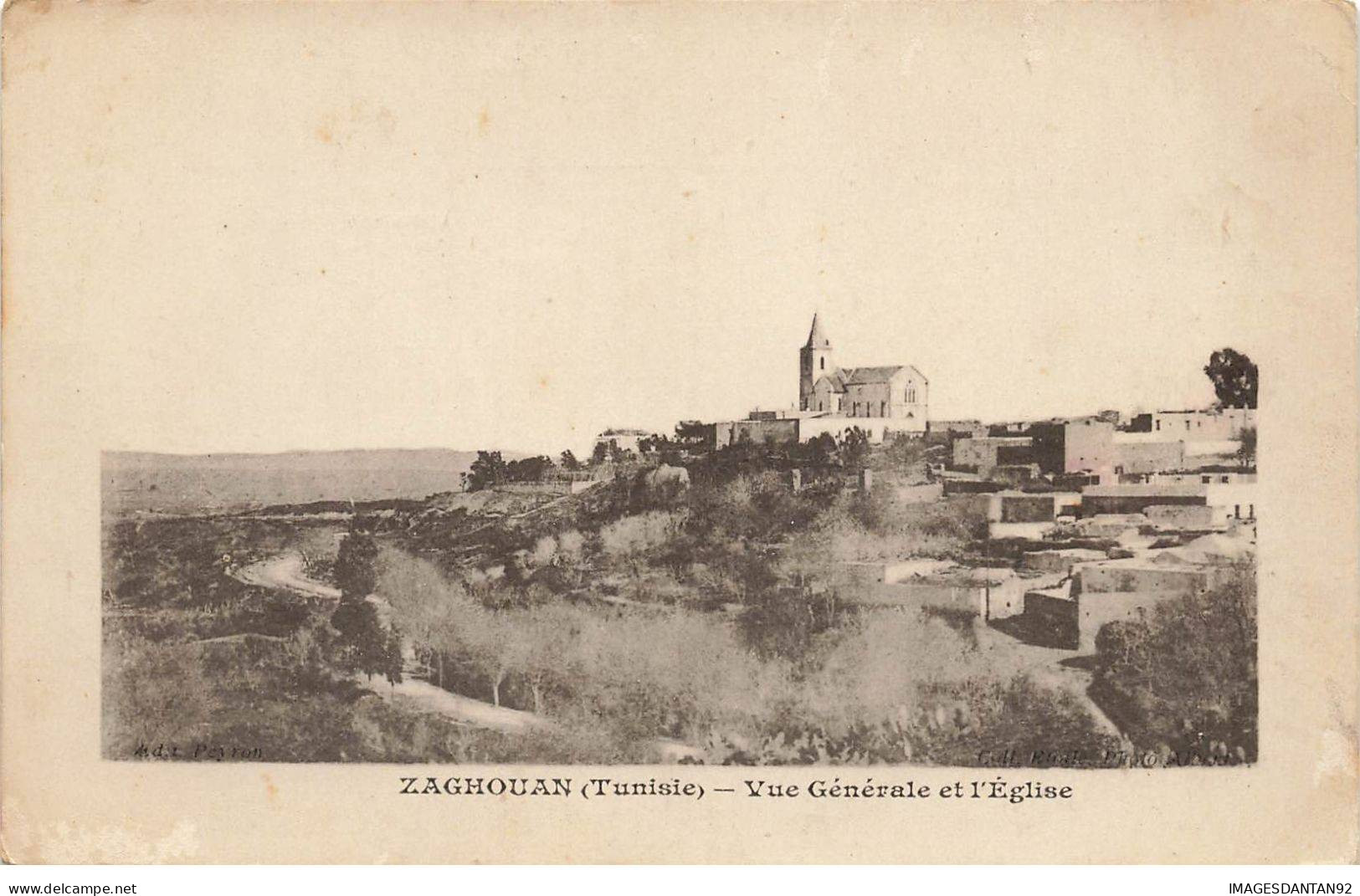 TUNISIE MK39442 ZAGHOUAN VUE GENERALE ET L EGLISE - Tunesië