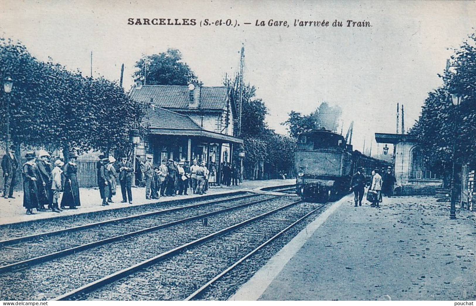 XXX Nw-(95) SARCELLES - LA GARE , L'ARRIVEE DU TRAIN - ANIMATION SUR LE QUAI - Sarcelles