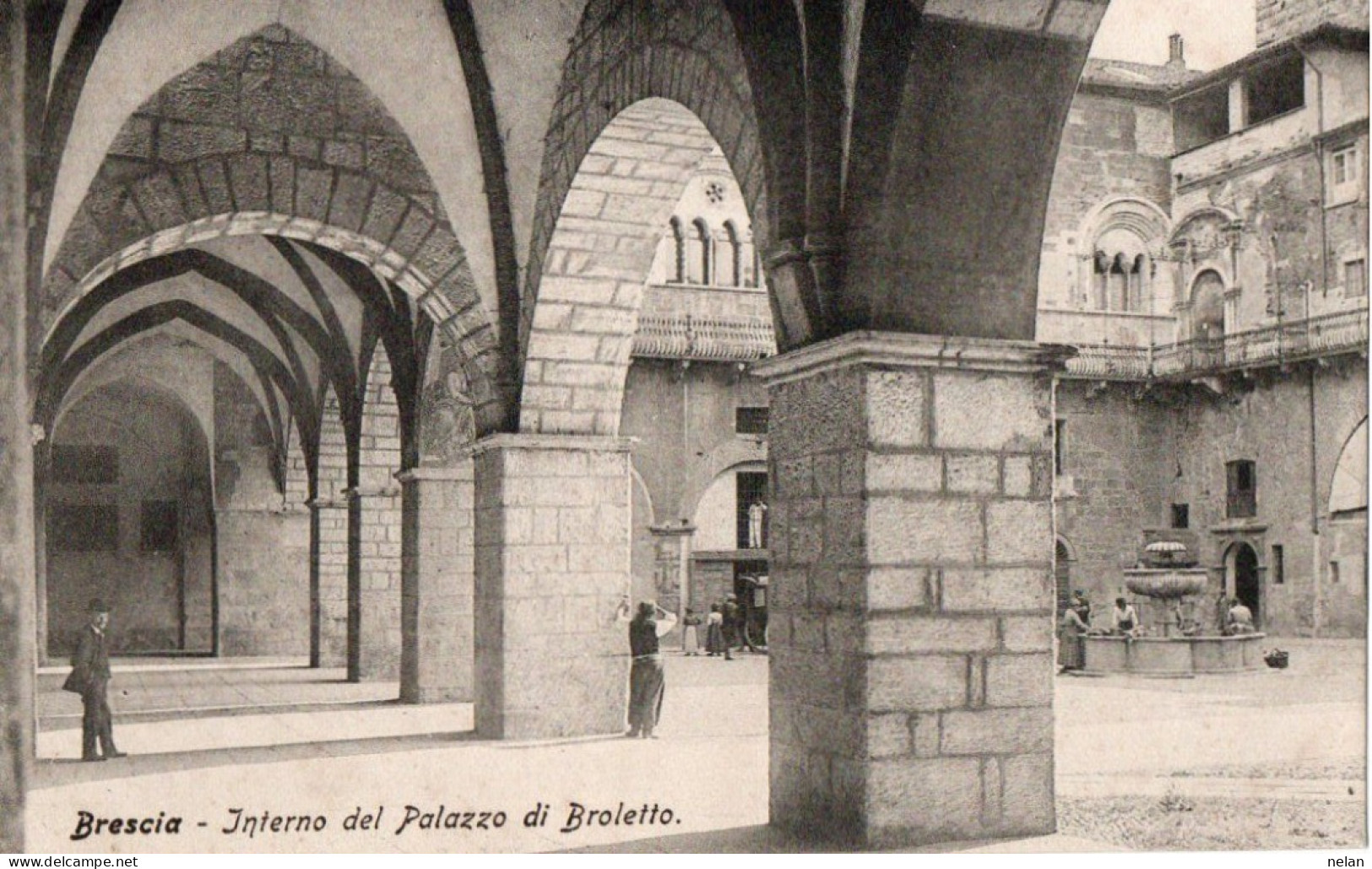 BRESCIA - INTERNO DEL PALAZZO DI BROLETTO - F.P. - Brescia