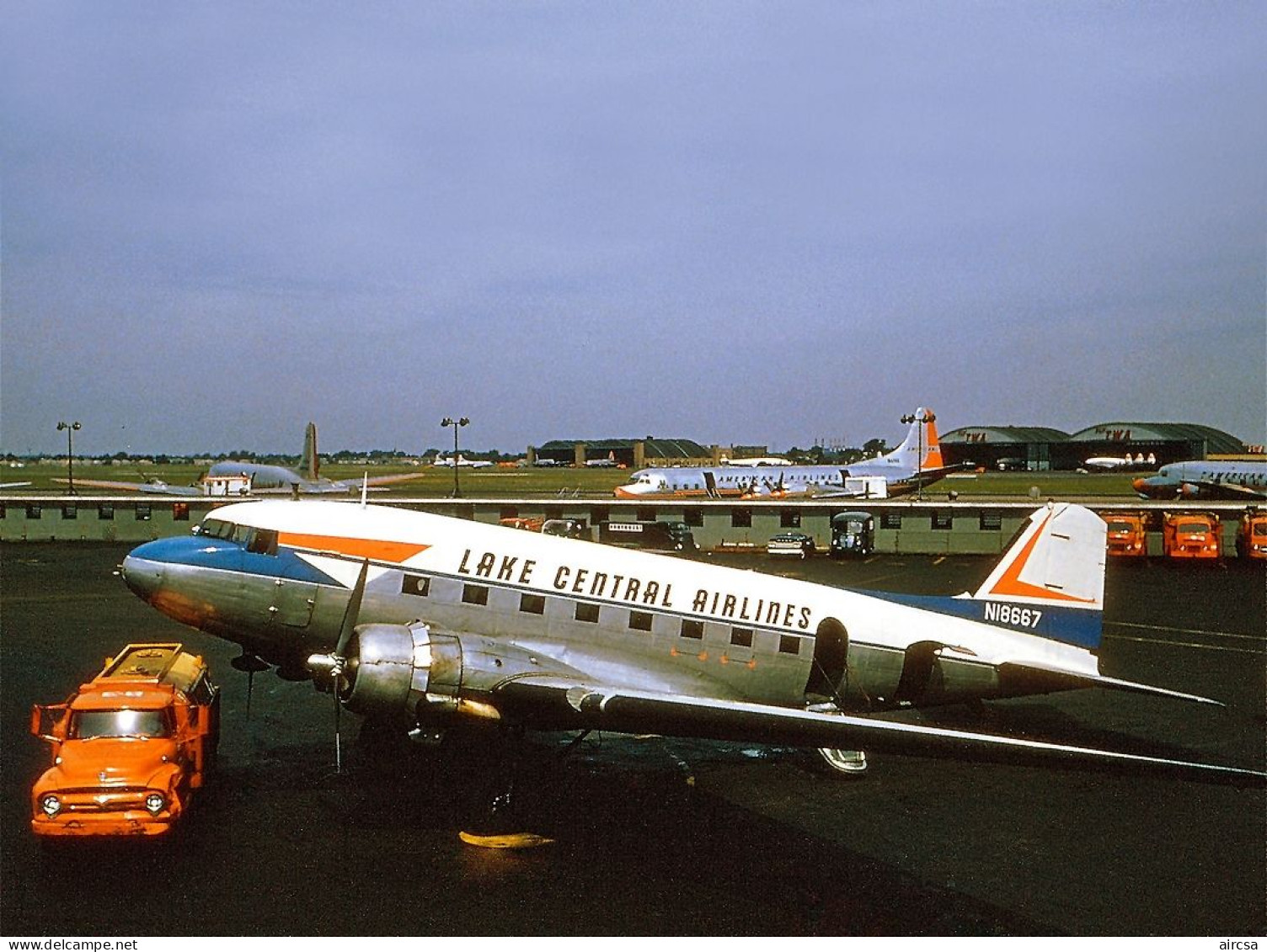 Aviation Postcard-WGA-1413 LAKE CENTRAL AIRLINES Douglas DC-3 - 1946-....: Ere Moderne